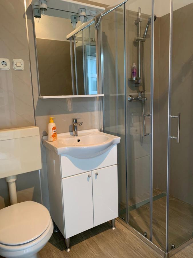Apartman Kartec クルク エクステリア 写真